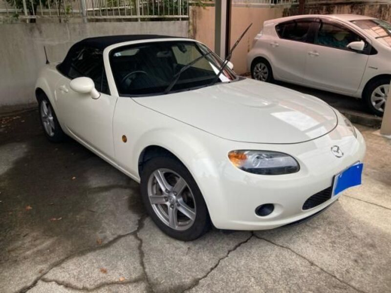 ROADSTER