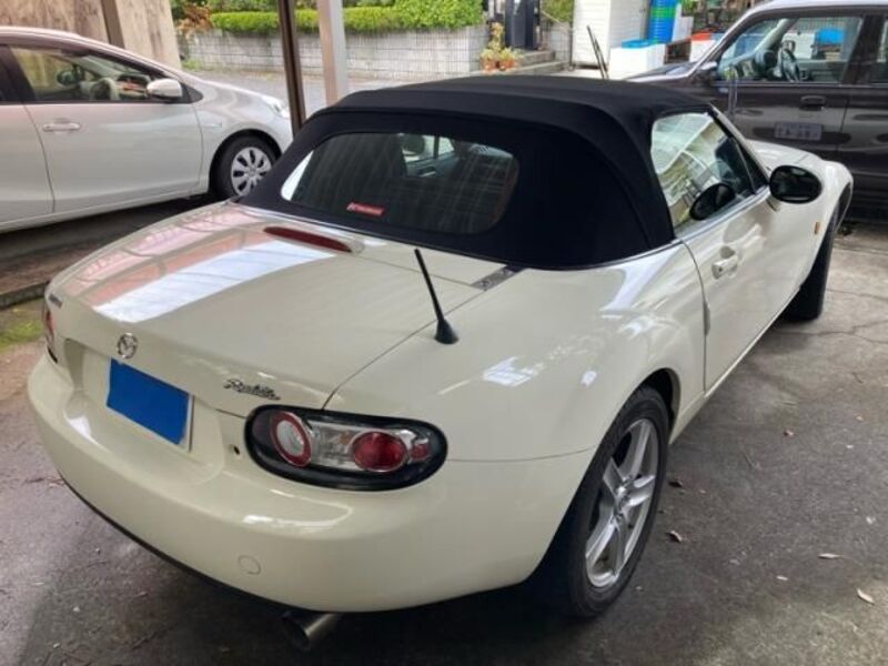 ROADSTER