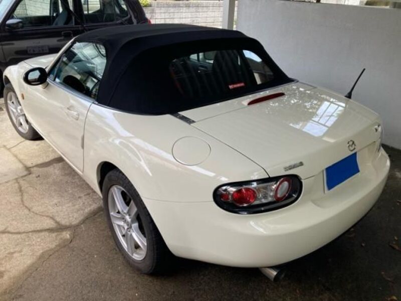 ROADSTER