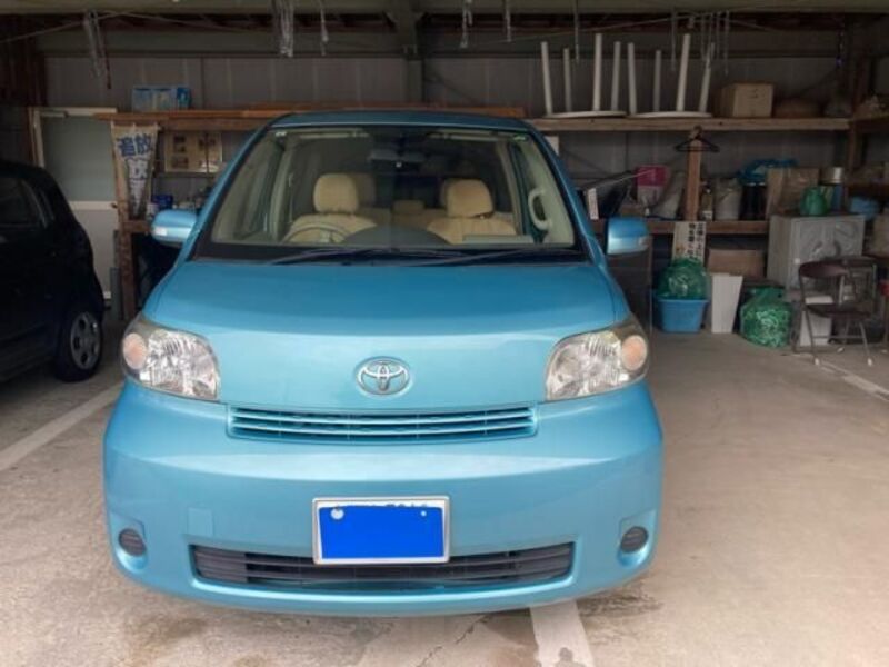 TOYOTA PORTE