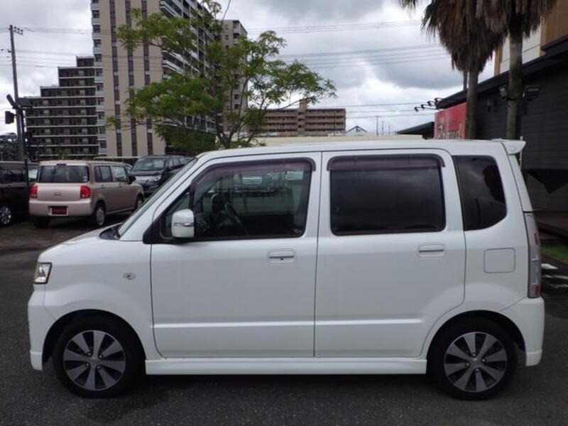 WAGON R
