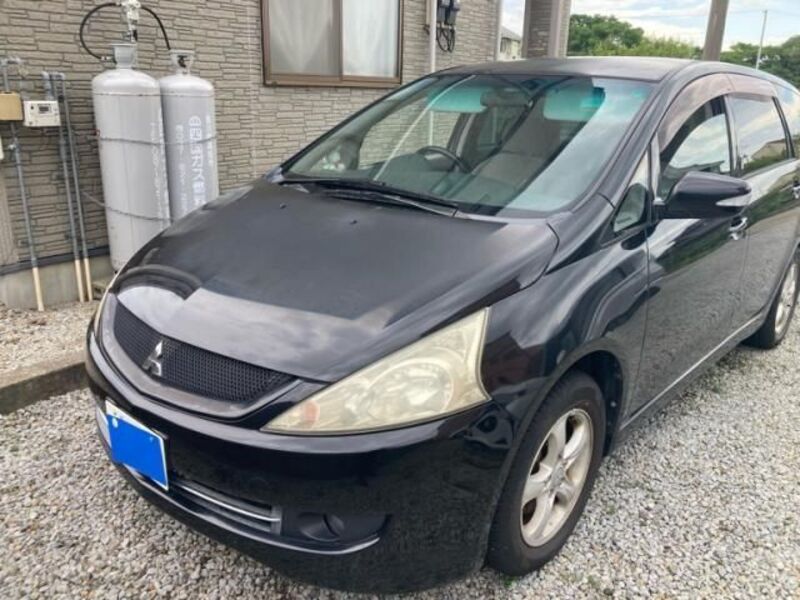 MITSUBISHI GRANDIS