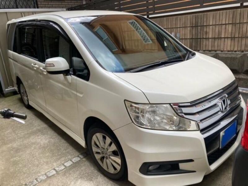 HONDA STEPWAGON SPADA