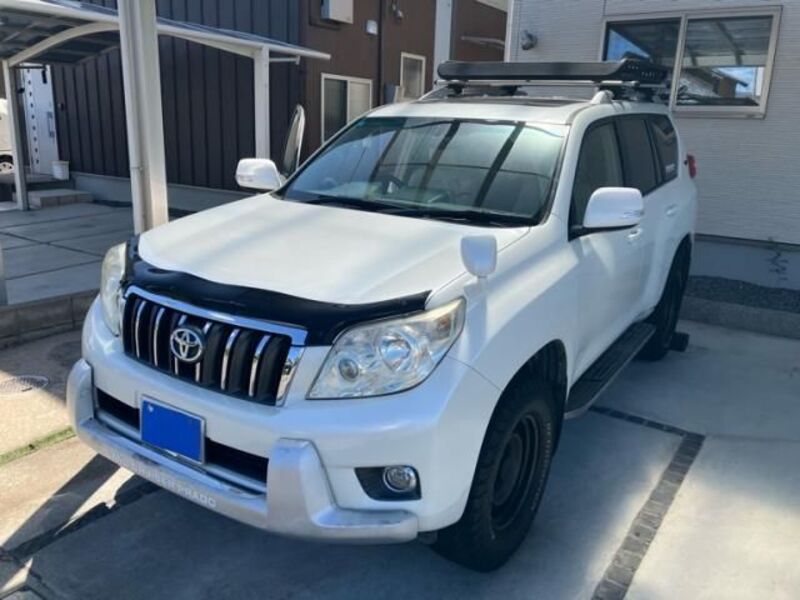 TOYOTA LAND CRUISER PRADO