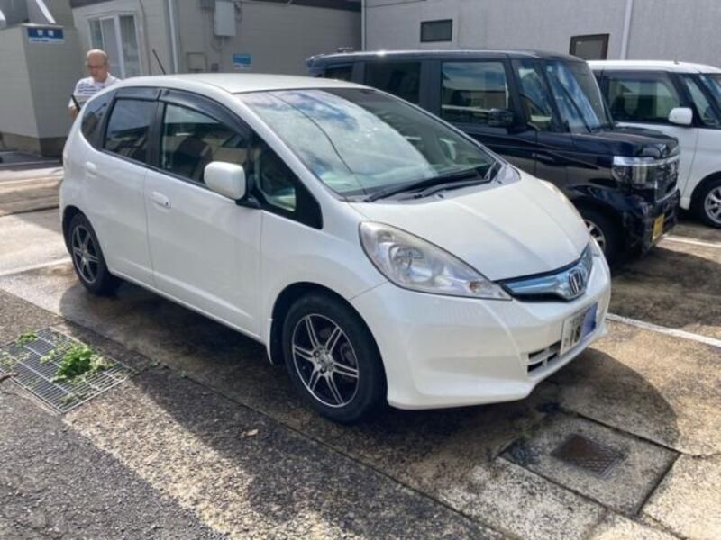 FIT HYBRID