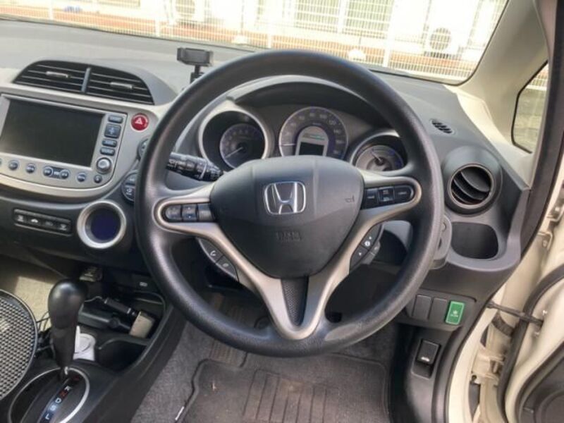 FIT HYBRID