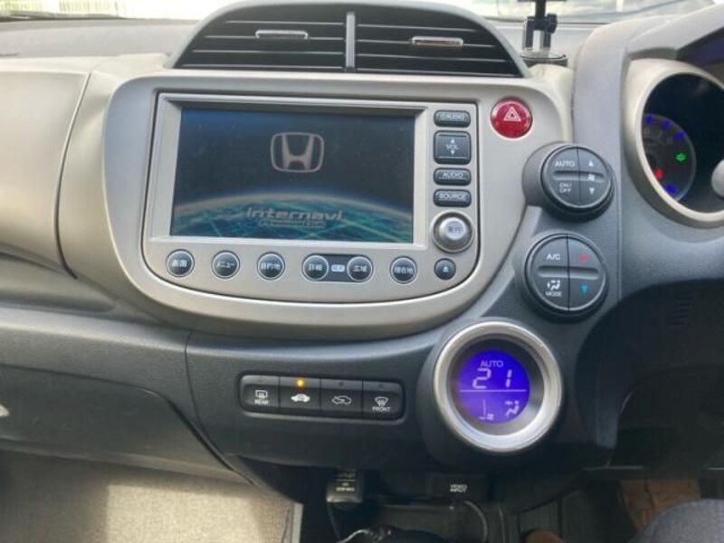 FIT HYBRID