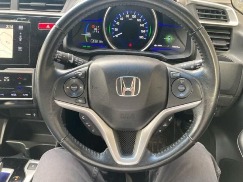 FIT HYBRID