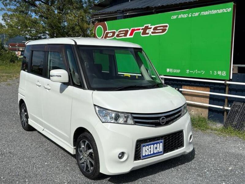 NISSAN ROOX