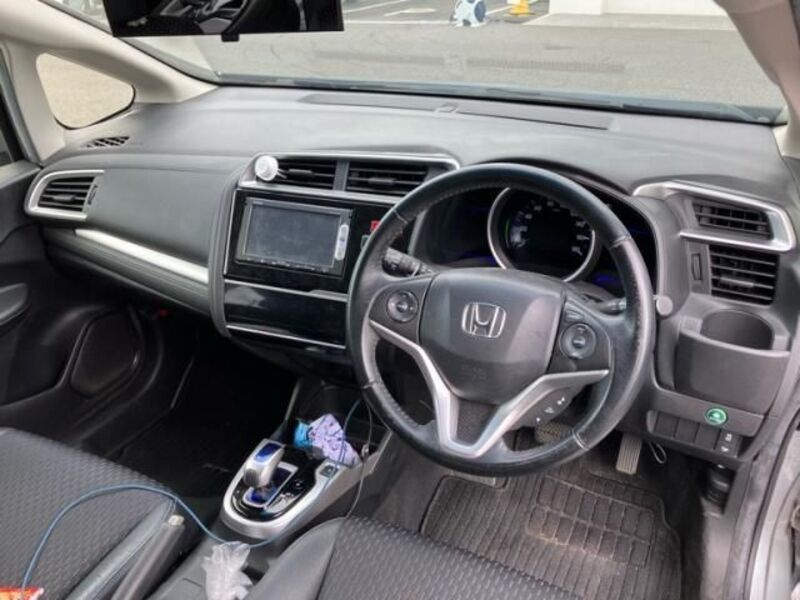 FIT HYBRID