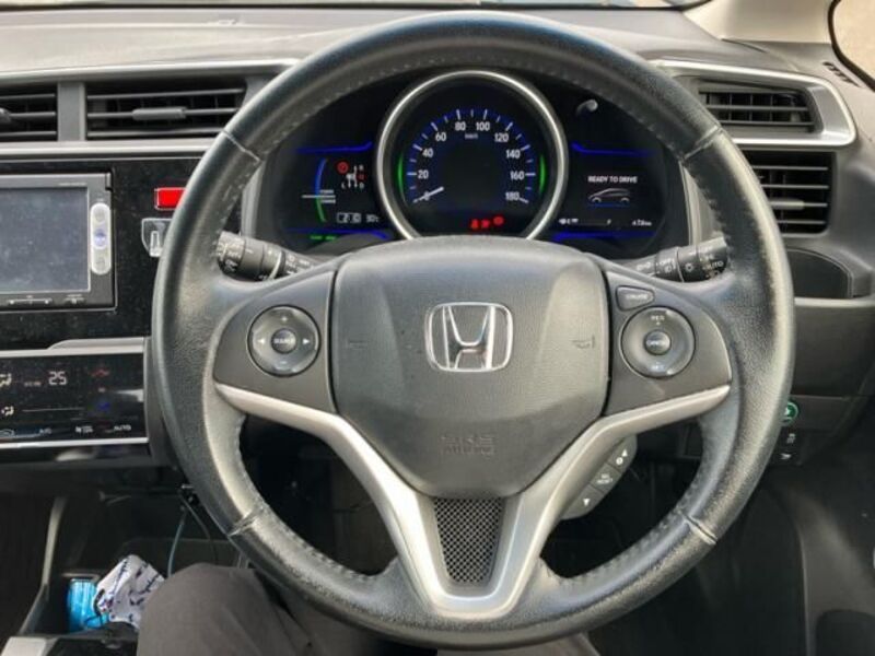 FIT HYBRID