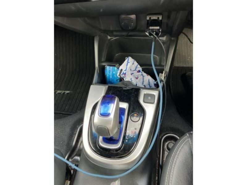 FIT HYBRID