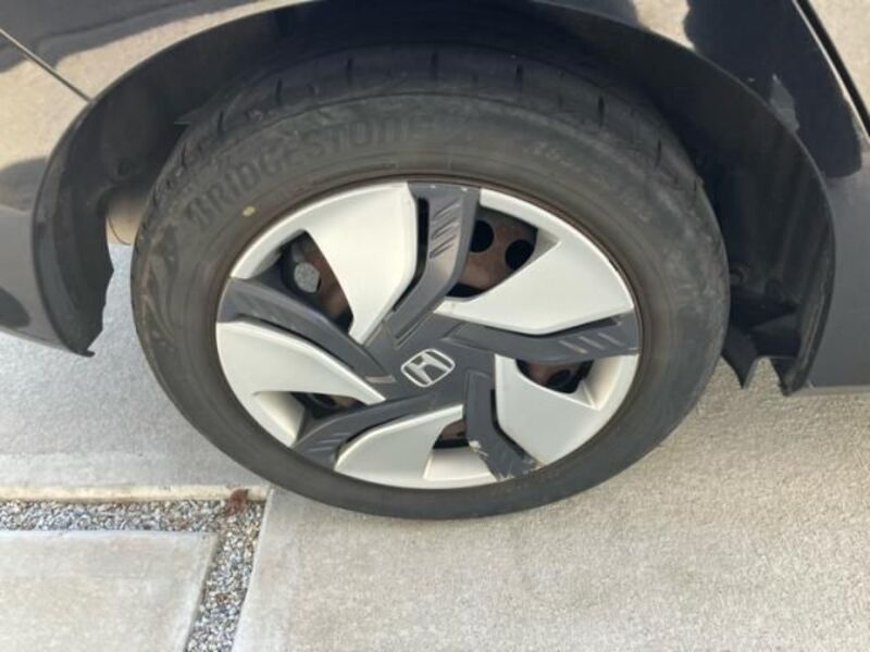 FIT HYBRID