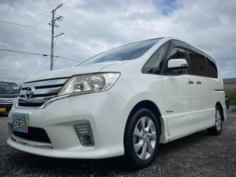 NISSAN SERENA