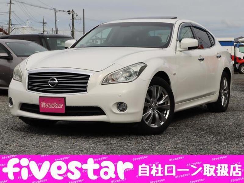 NISSAN FUGA
