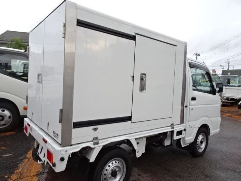 CARRY TRUCK