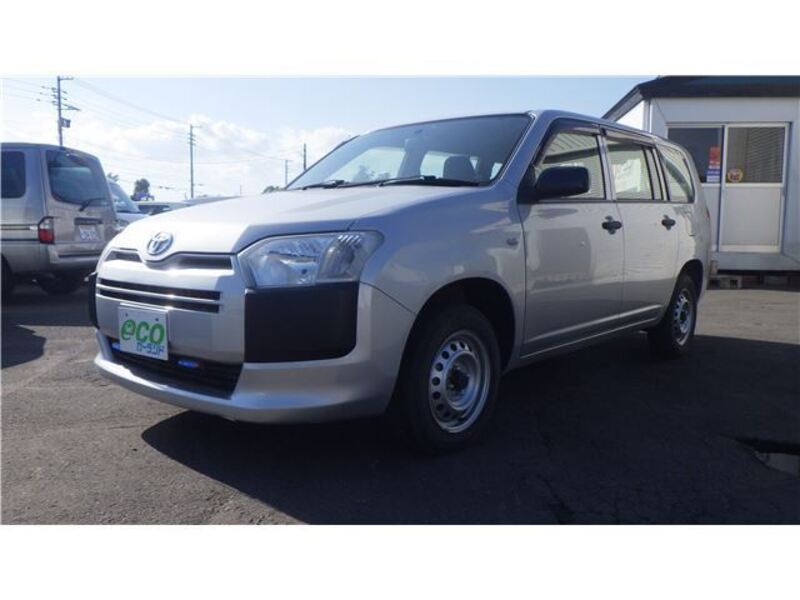 TOYOTA SUCCEED