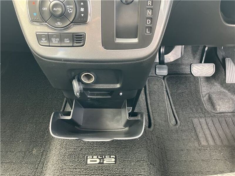 DELICA D2