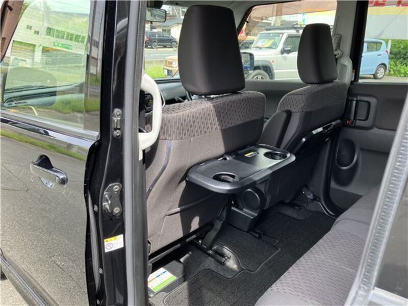DELICA D2