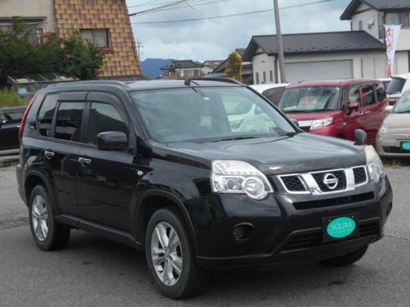 X-TRAIL