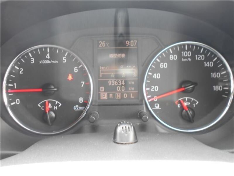 X-TRAIL