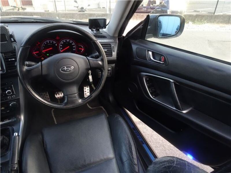 LEGACY B4