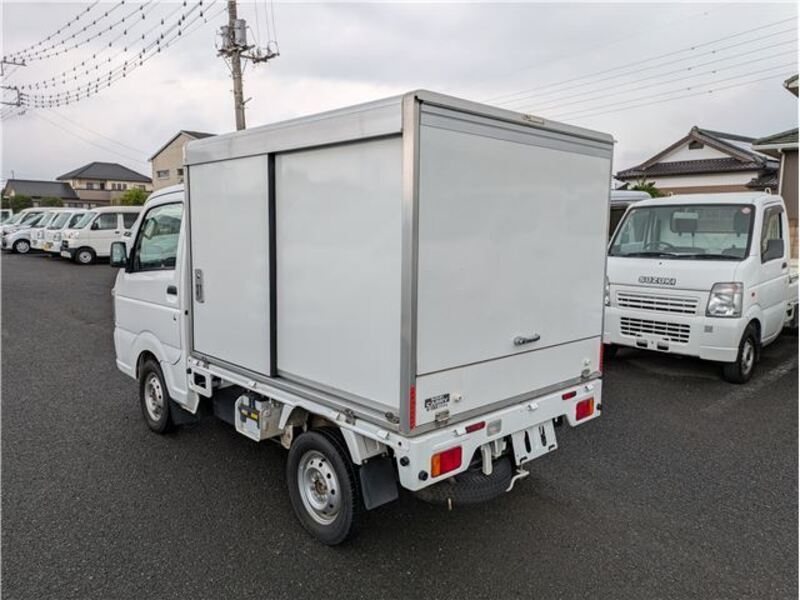 CARRY TRUCK