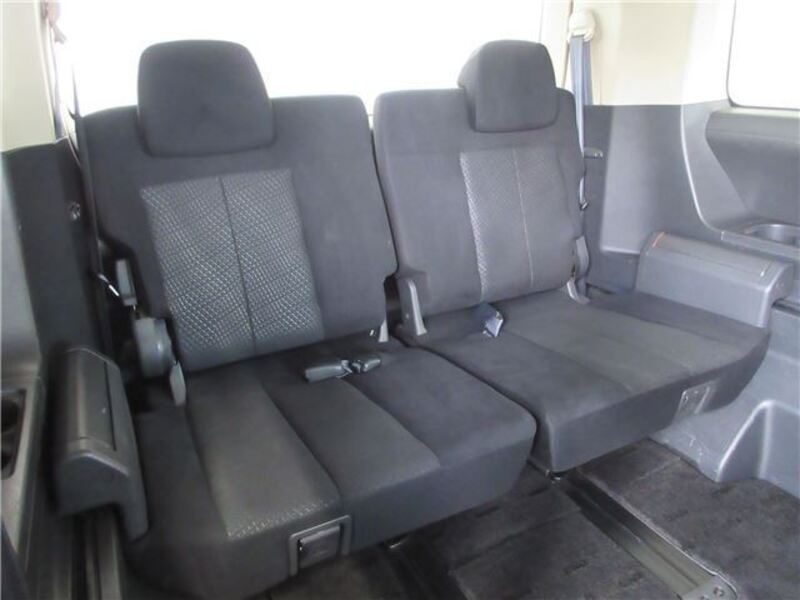 DELICA D5