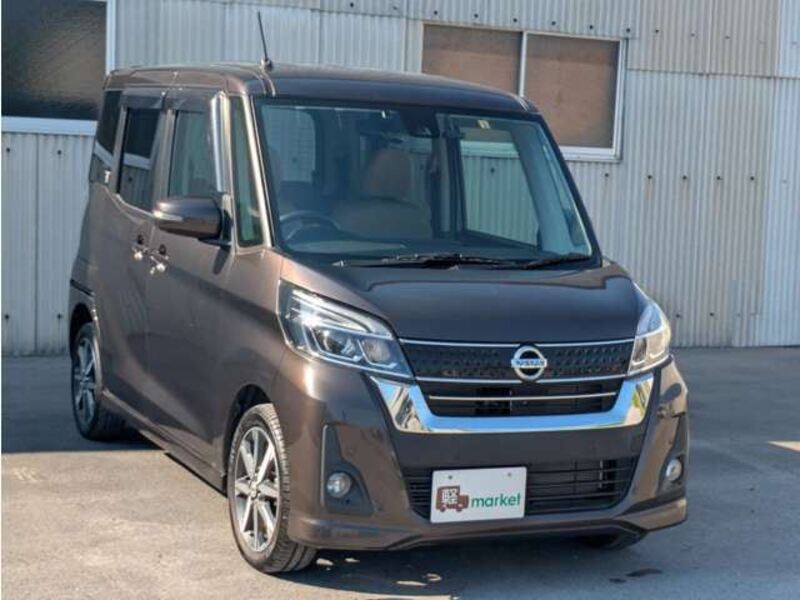 NISSAN DAYZ ROOX