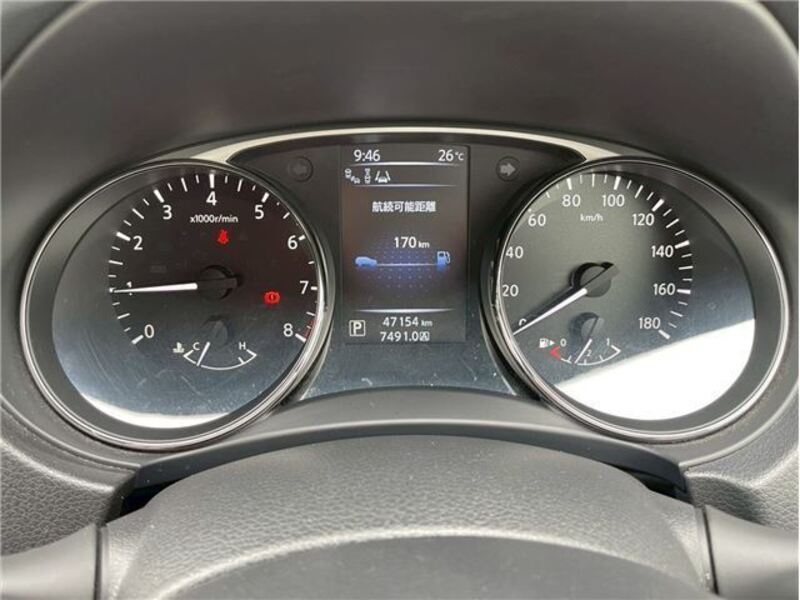 X-TRAIL