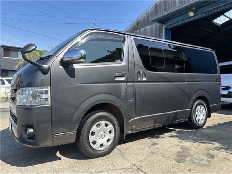 HIACE VAN