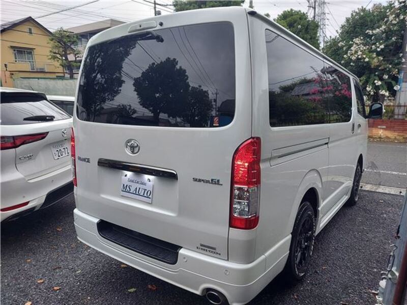 HIACE VAN