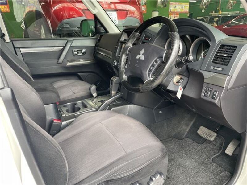 PAJERO