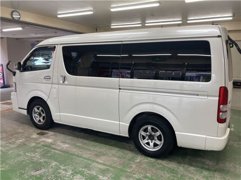HIACE