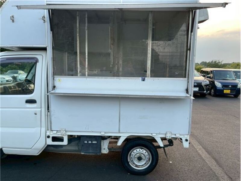 CARRY TRUCK