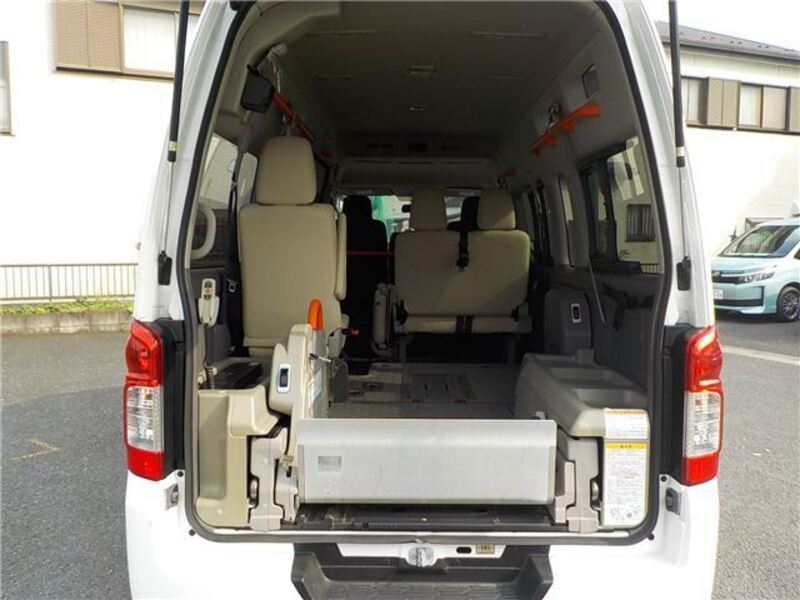 NV350 CARAVAN