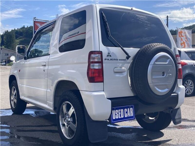 PAJERO MINI