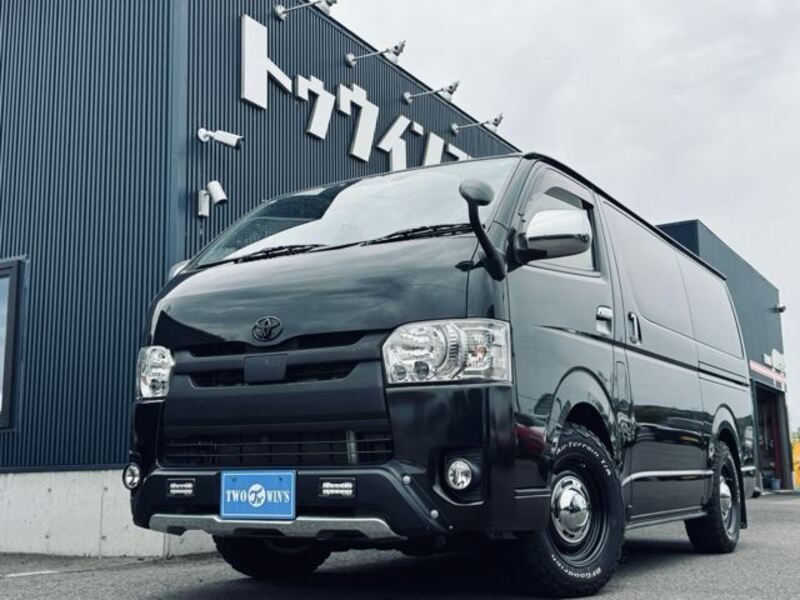 HIACE VAN