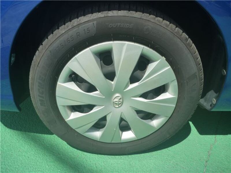 COROLLA FIELDER