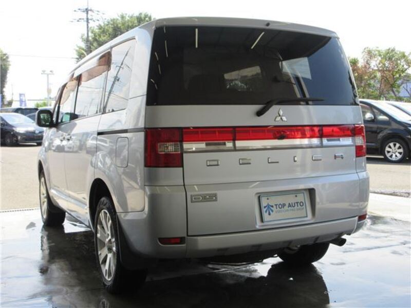 DELICA D5