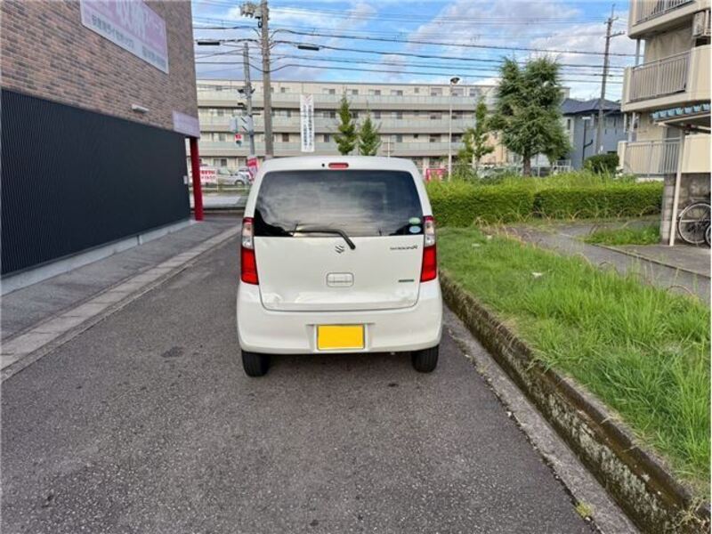 WAGON R