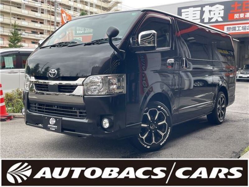 TOYOTA HIACE
