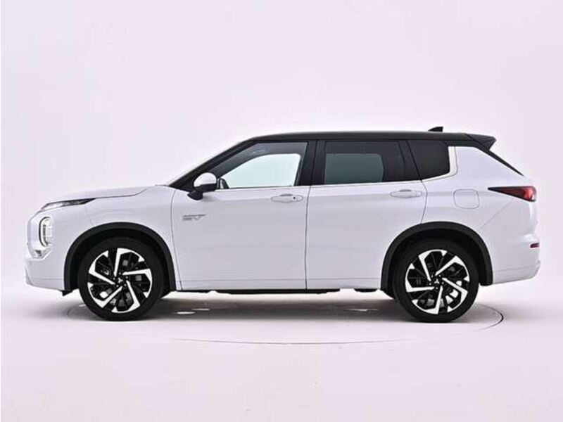 OUTLANDER