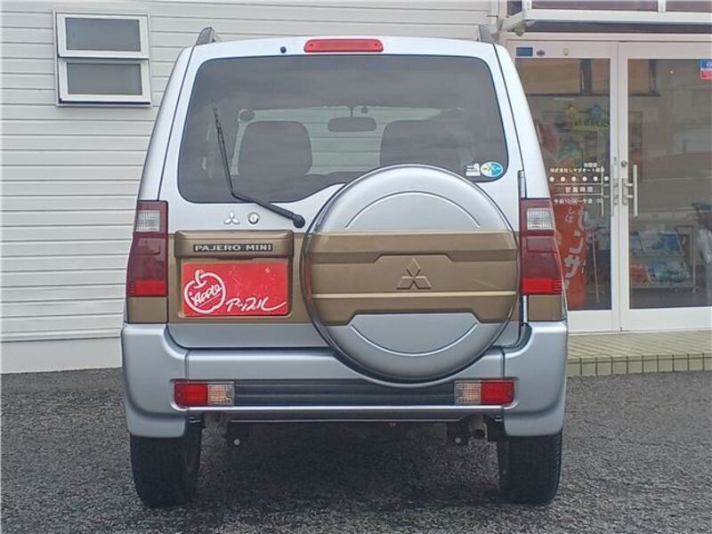 PAJERO MINI