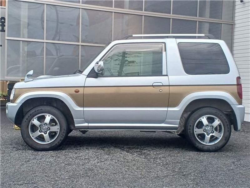 PAJERO MINI