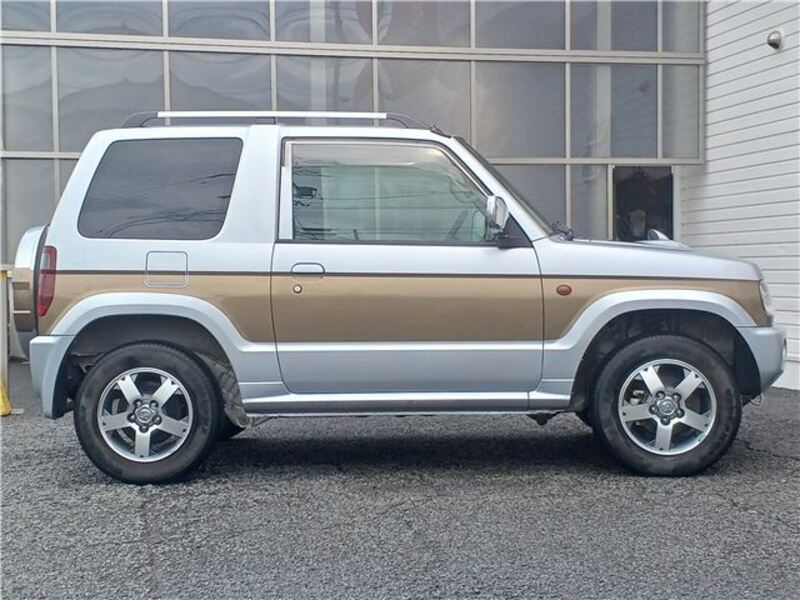 PAJERO MINI