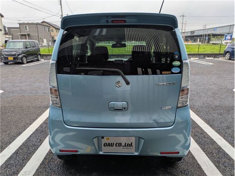WAGON R