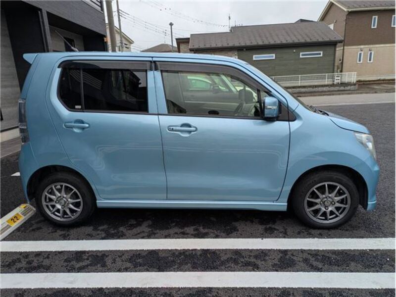 WAGON R