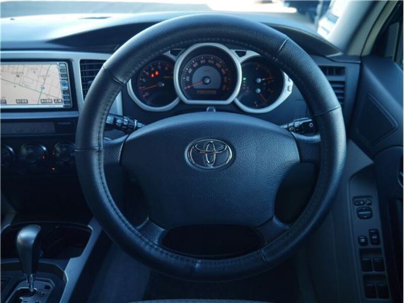 HILUX SURF