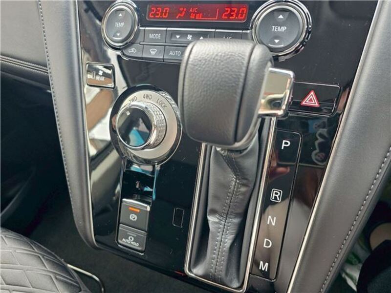 DELICA D5